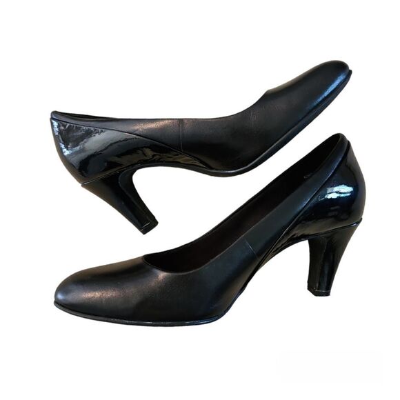 Clarks Artisan Black High Heel Patent Leather and Leather Upper Size 6 - Picture 5 of 12